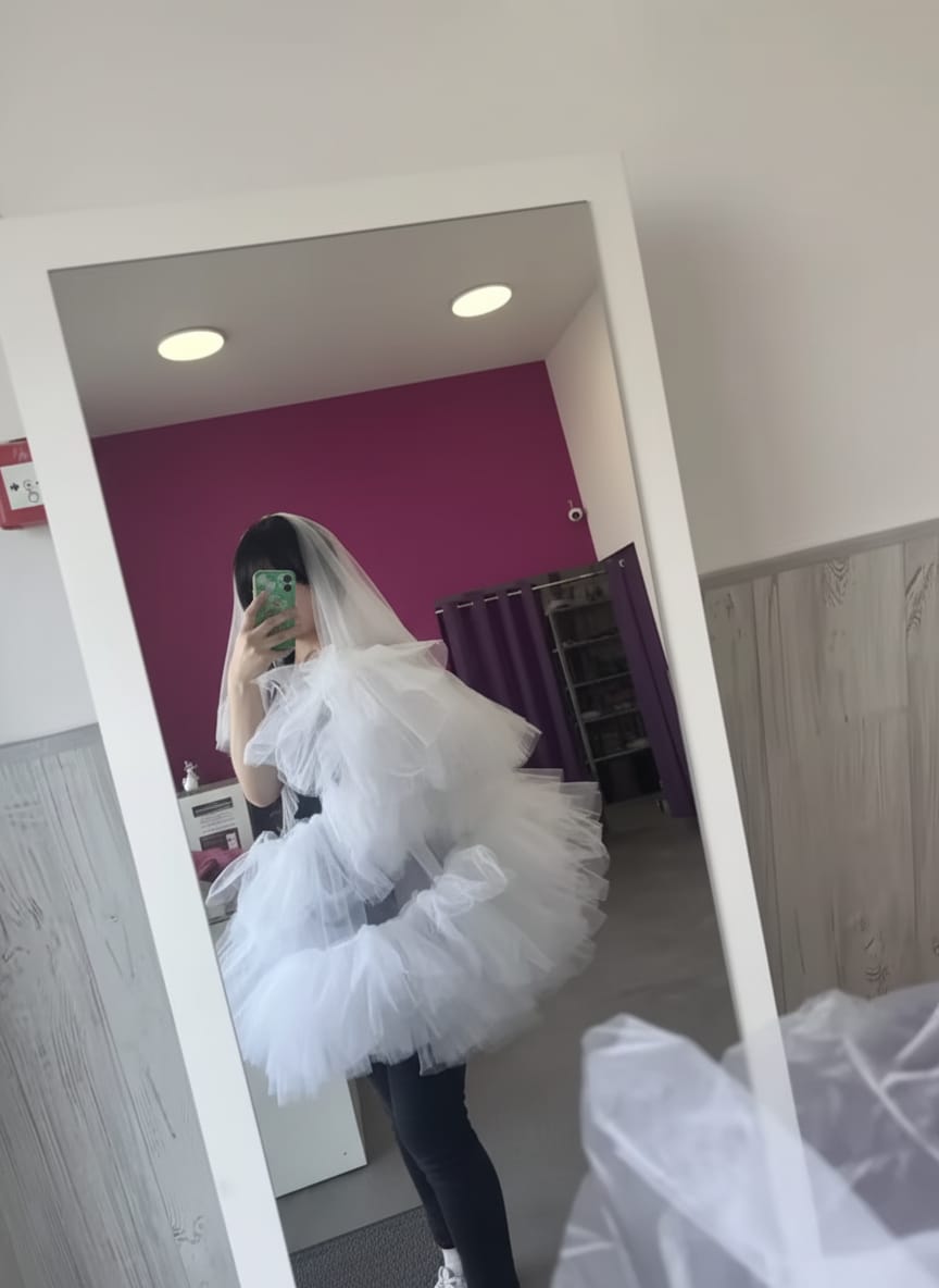 Customer photo review of The "Aria" Veil