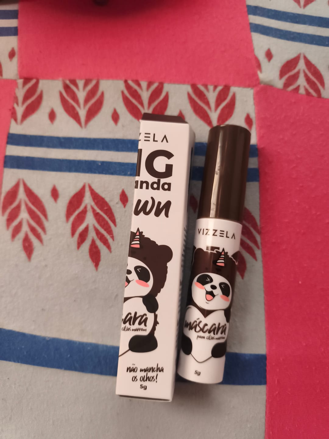 Customer photo review of Máscara Big No Panda Brown Vizzela - Marrom