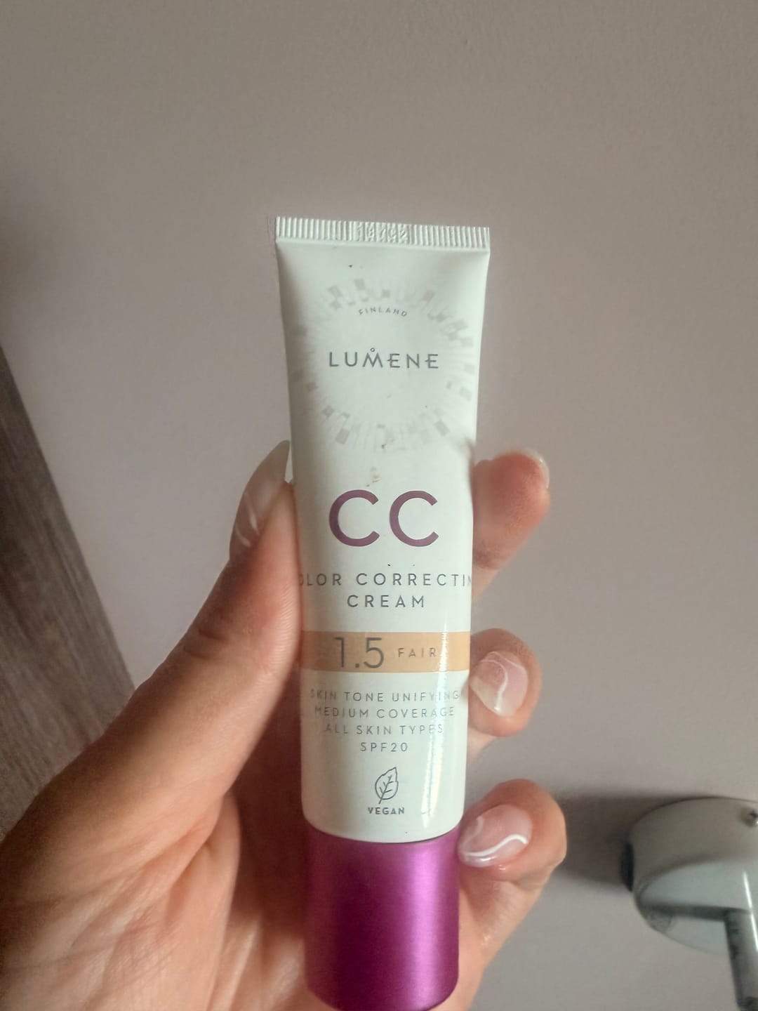 Customer photo review of Lumene CC cream - Веган CC Крем "Абсолютно съвършенство" 7в1 SPF 20