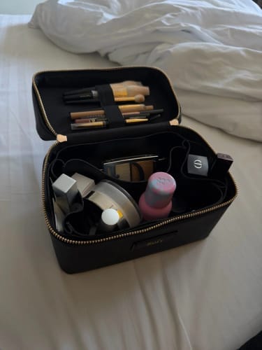 Customer photo review of Vanity Case en Cuir