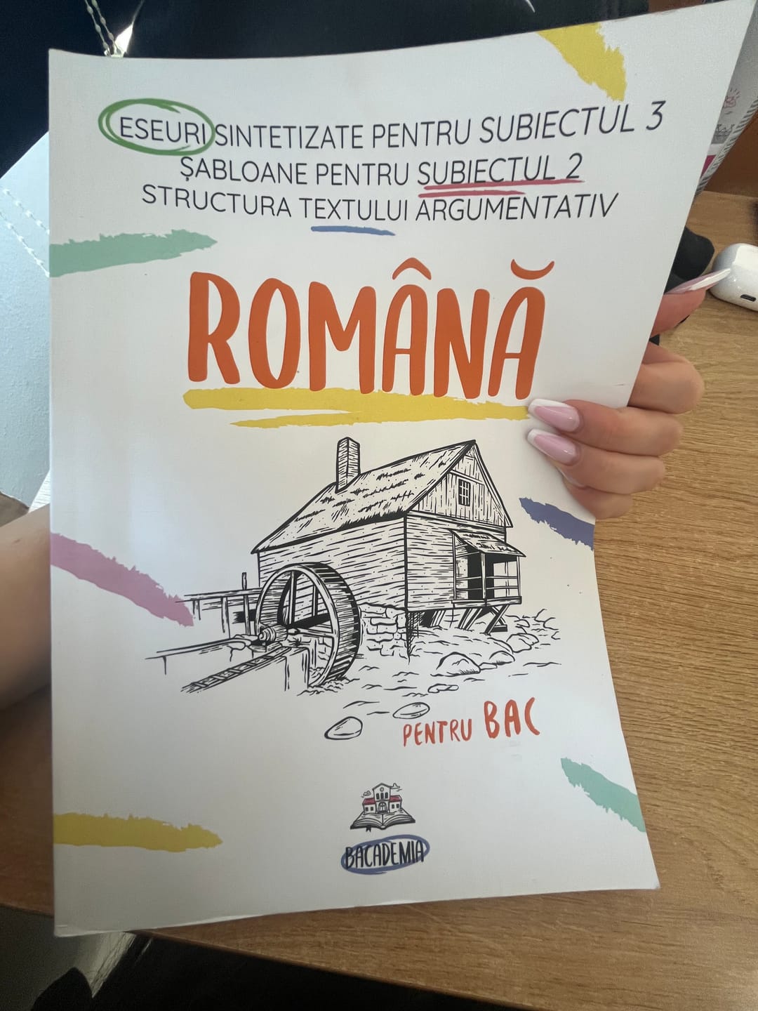 Customer photo review of Carte Română Bacalaureat Bacademia (temă și viziune, caracterizare, relație) - Ediția II