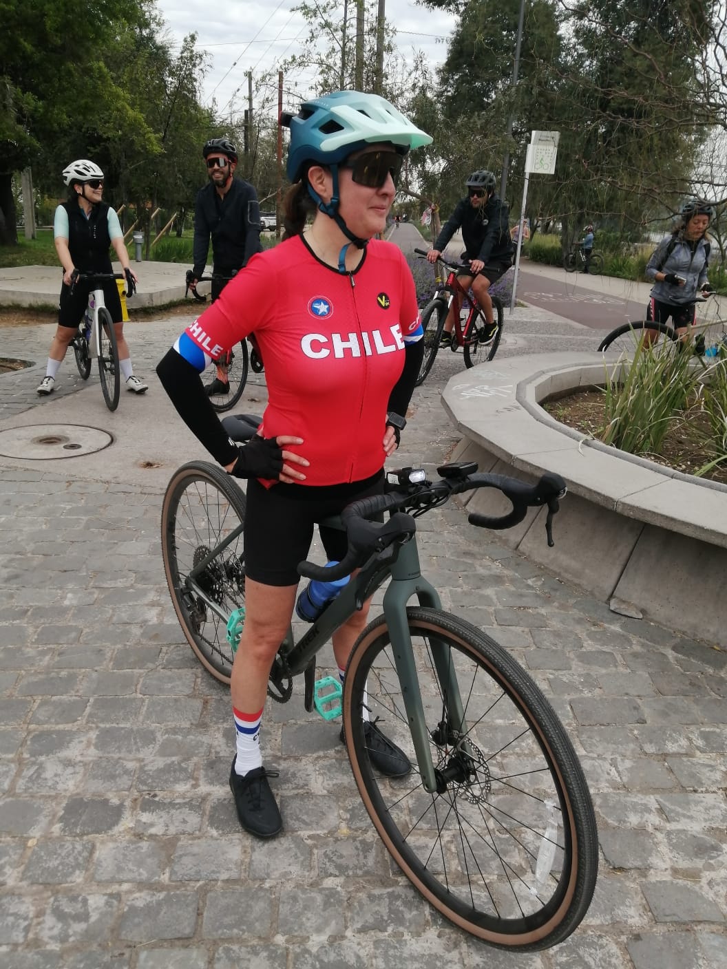 Customer photo review of Manguillas de ciclismo XT01 Protección UV Talla estándar