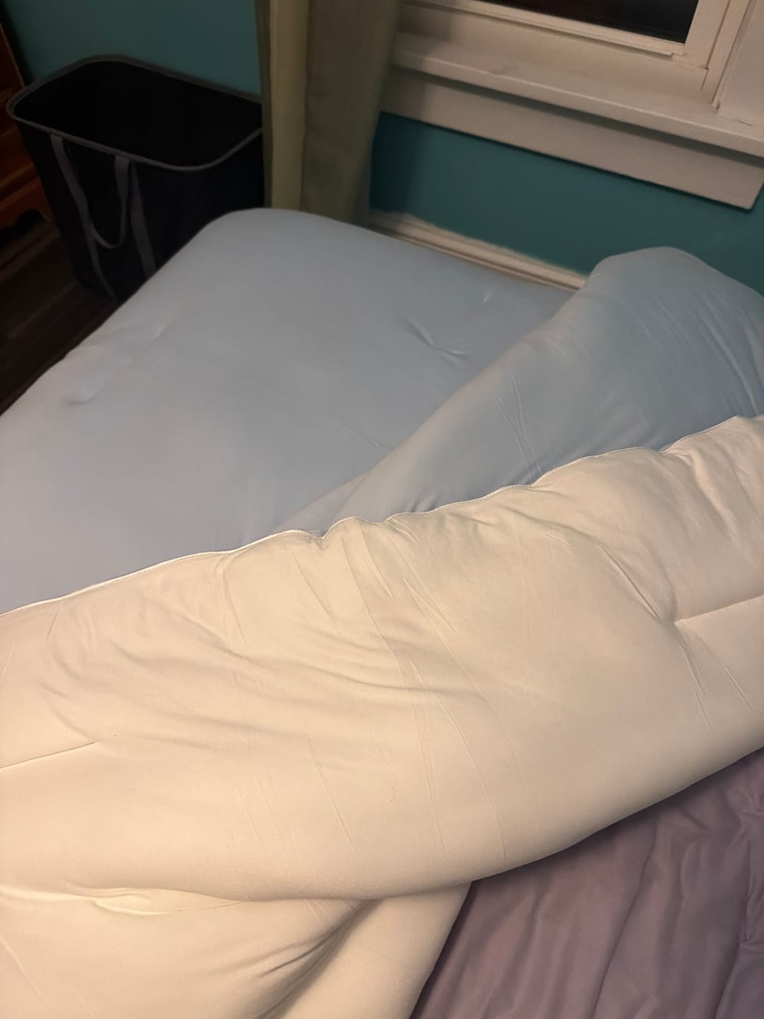 Customer photo review of MarshMellow Comforter
