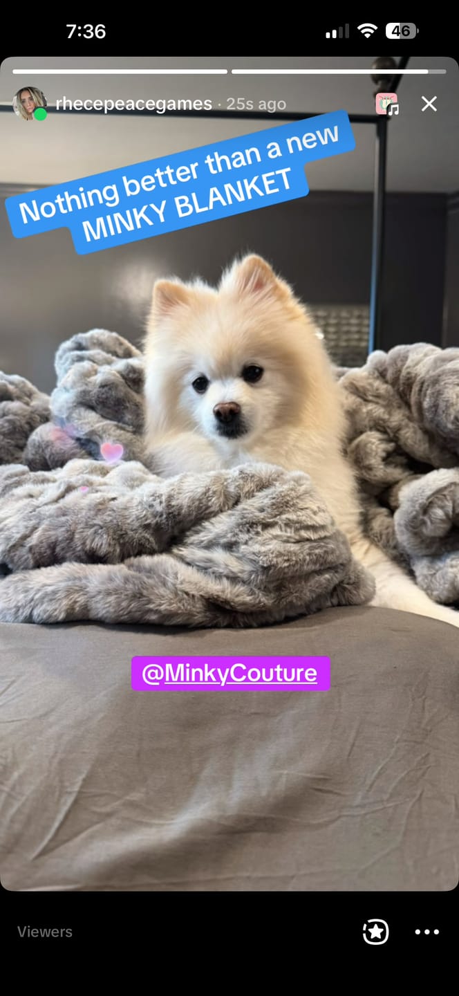 Customer photo review of Hugs Cotton Candy Licorice Blanket
