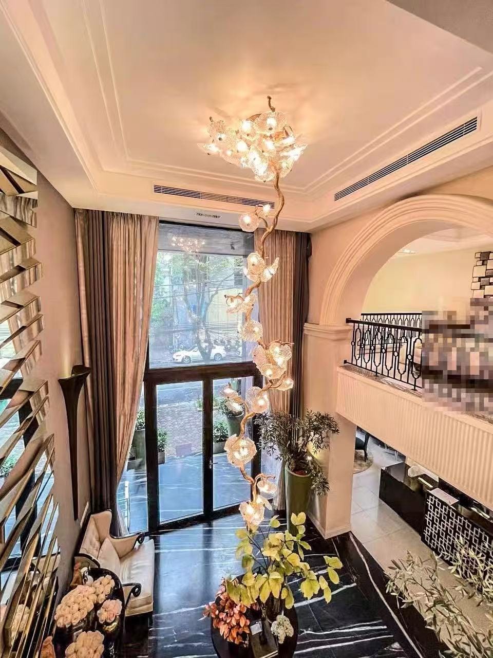 Customer photo review of WOMO Lotus‑Leaf Textured Glass Spiral Chandelier-WM3238
