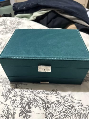 Customer photo review of Boîte à Bijoux 100% Velours