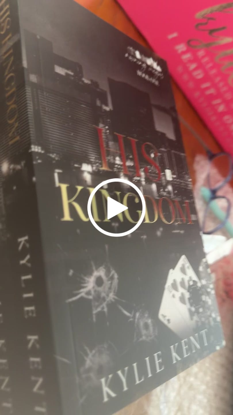 Customer video review of Owning Vegas Complete Series - set of 3 Special edition paperbacks (Copy)