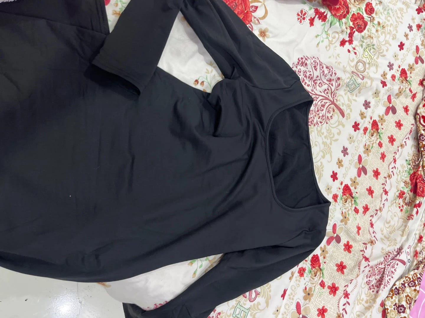 Customer photo review of Vestido Bodycon Midi Cuello Uve