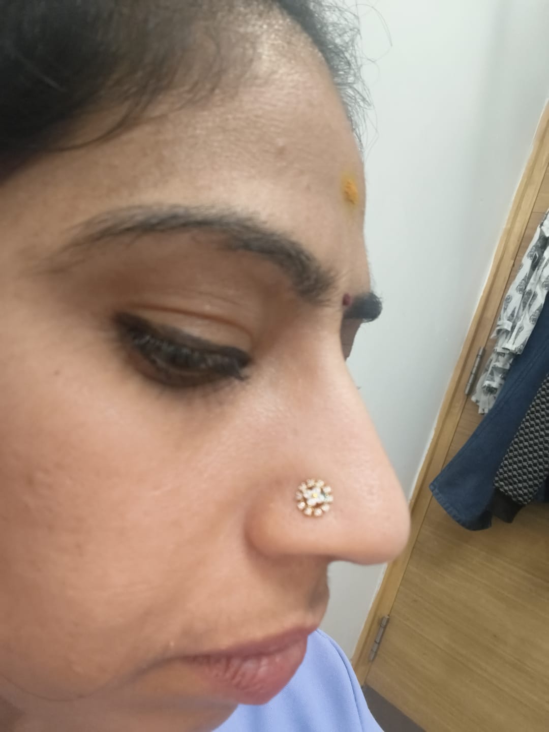 Customer photo review of Cubed Halo Bead Screw Nose Pin