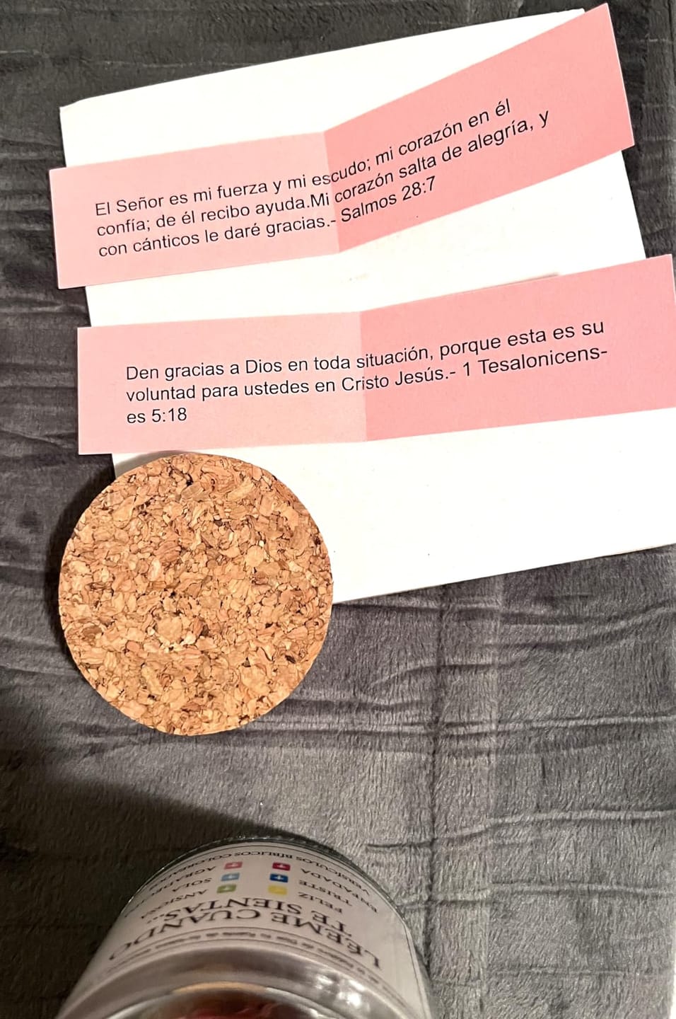 Customer photo review of HOLYJAR – Frasco de Versículos por Emociones