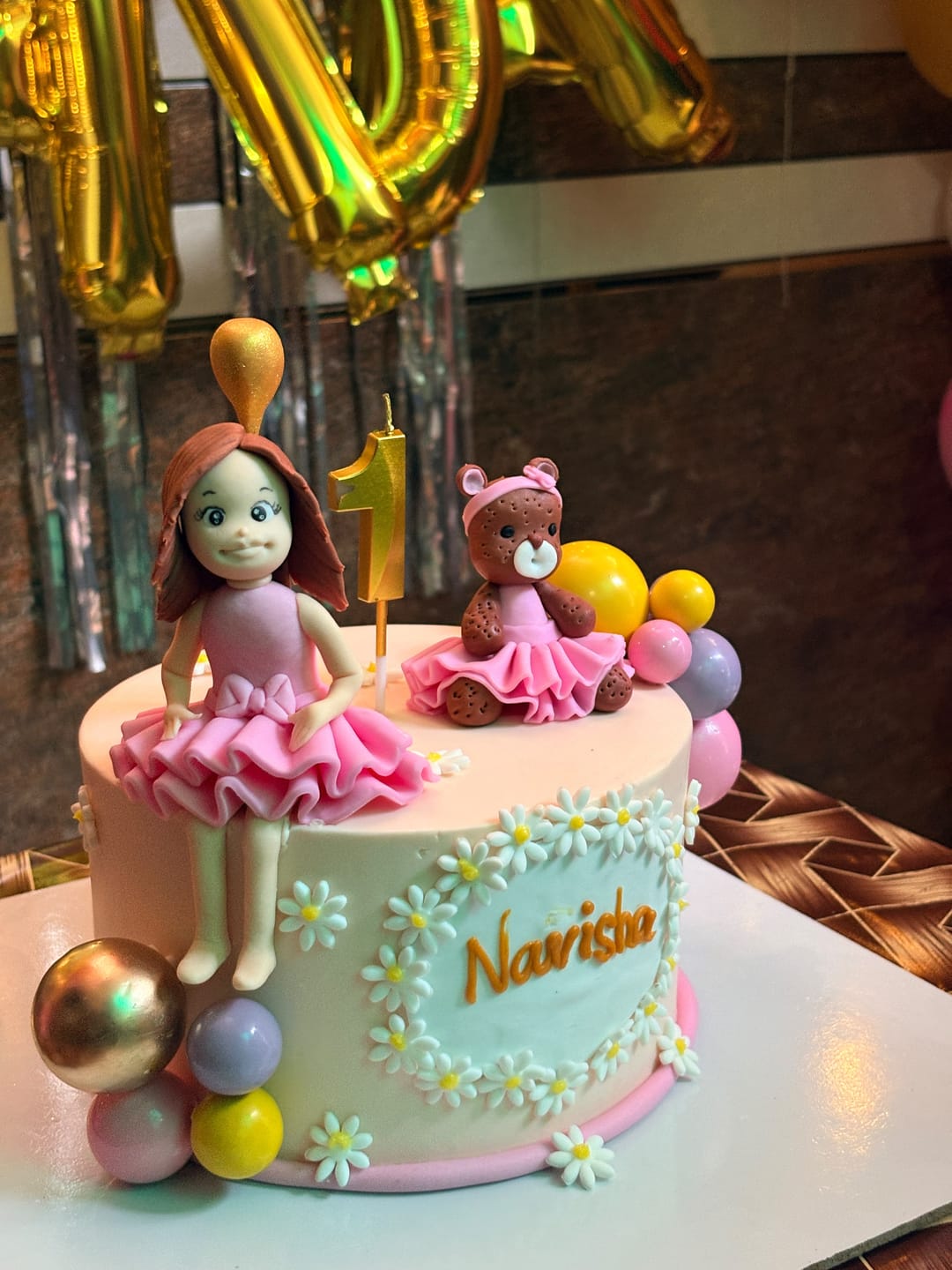 Customer photo review of Girl Teddy Friendship Cake