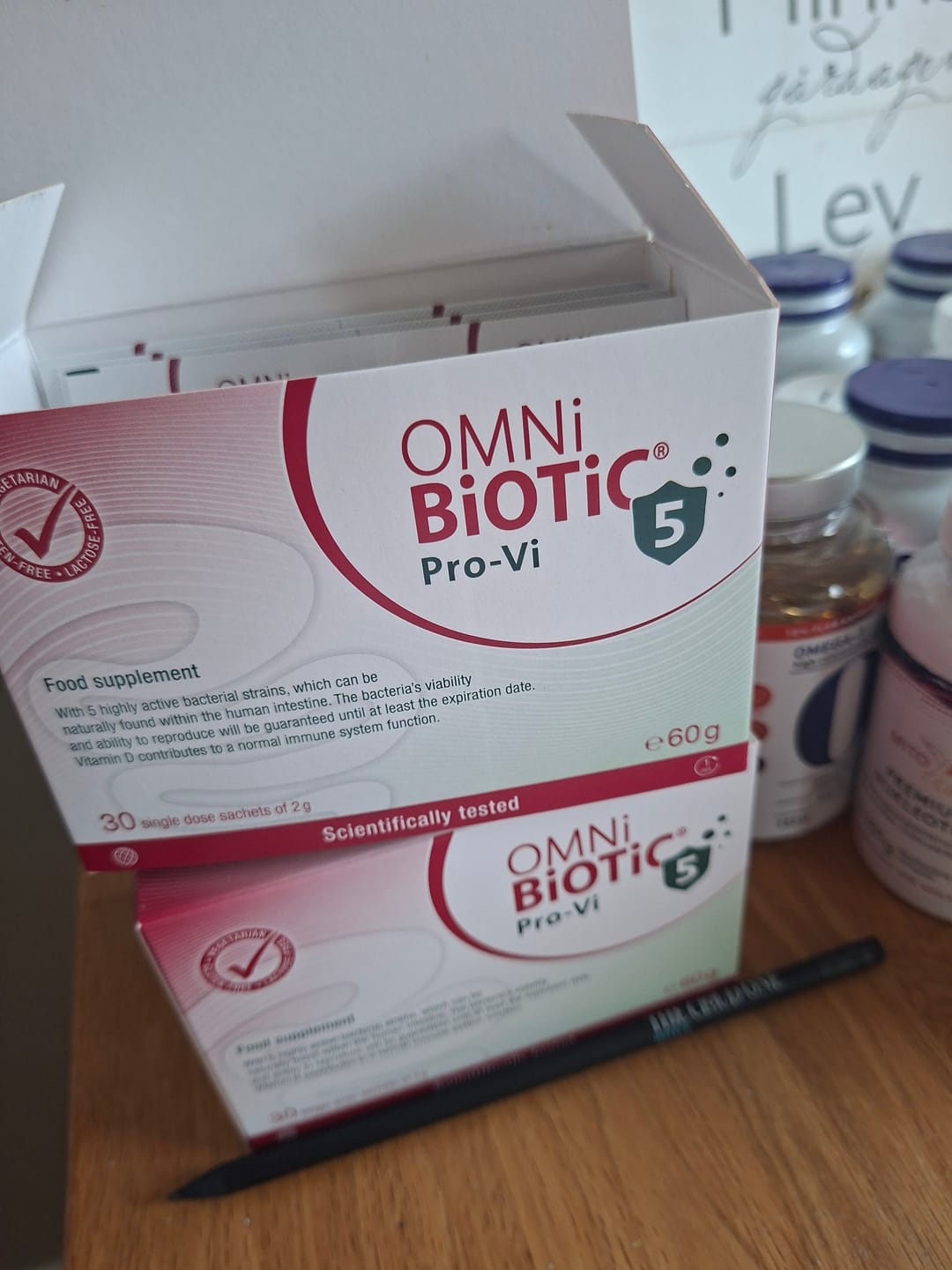 Customer photo review of OMNi-BiOTiC Pro-Vi 5 INT