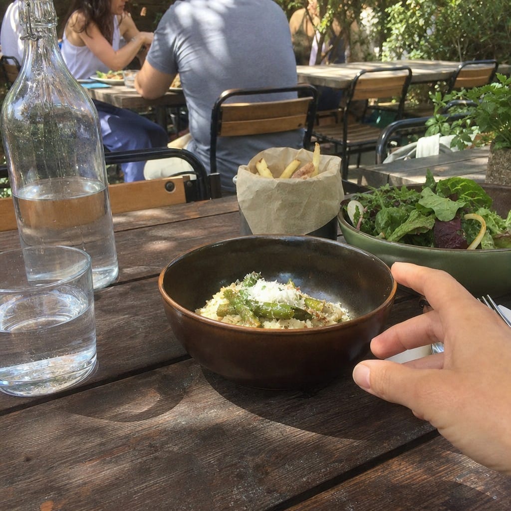 Customer photo review of Deep Bowls 770ml Brown Porcelain for Casual Dining (Pack of 6)