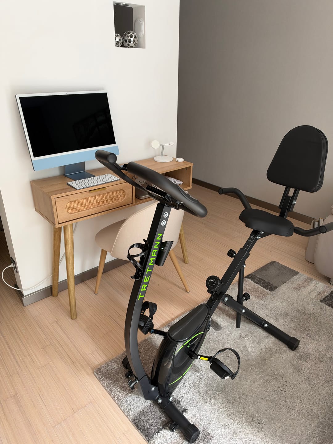 Customer photo review of Tretmann RIDE- Heimtrainer mit tiefem Einstieg