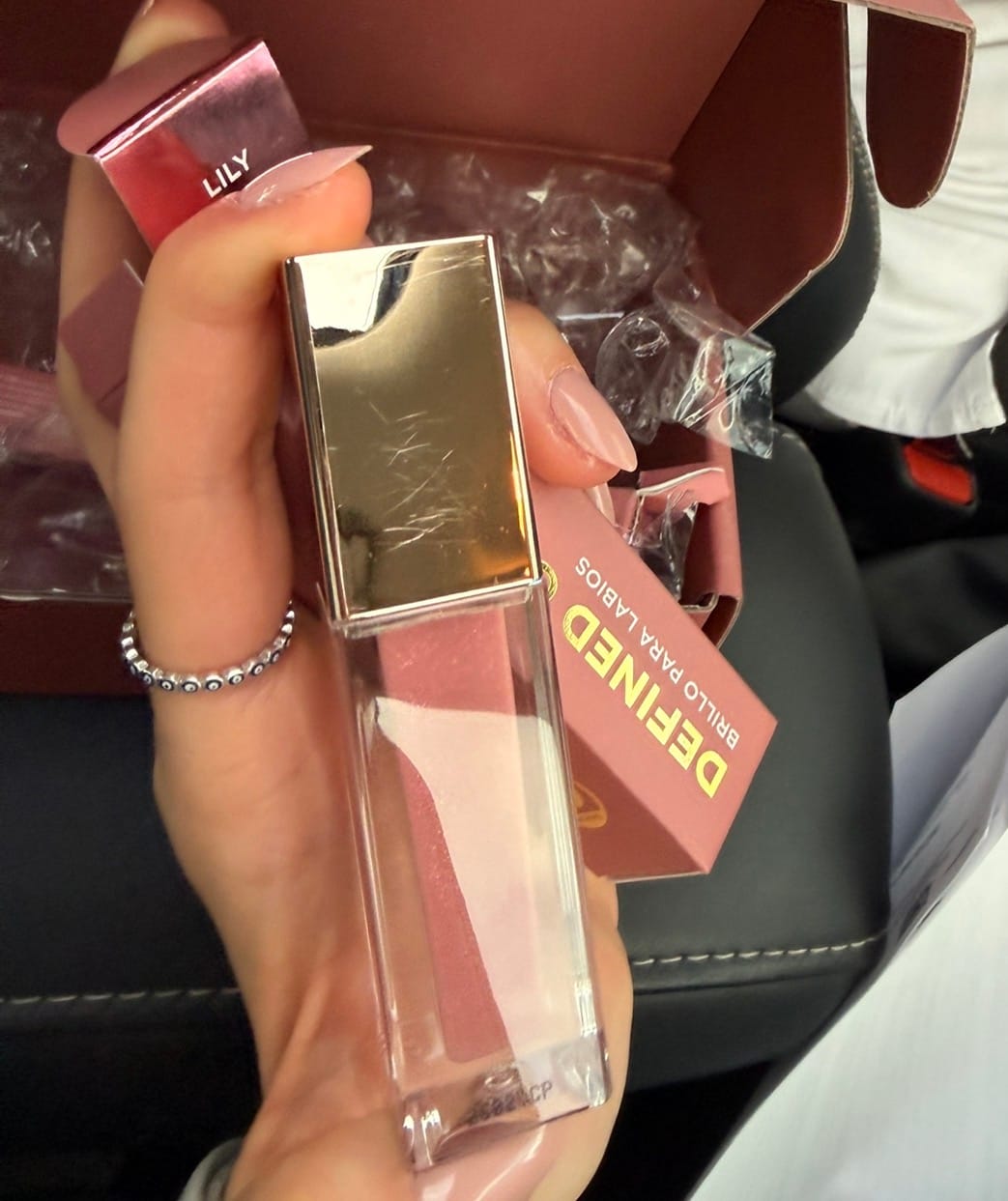 Customer photo review of BRILLO PARA LABIOS SUBLIME