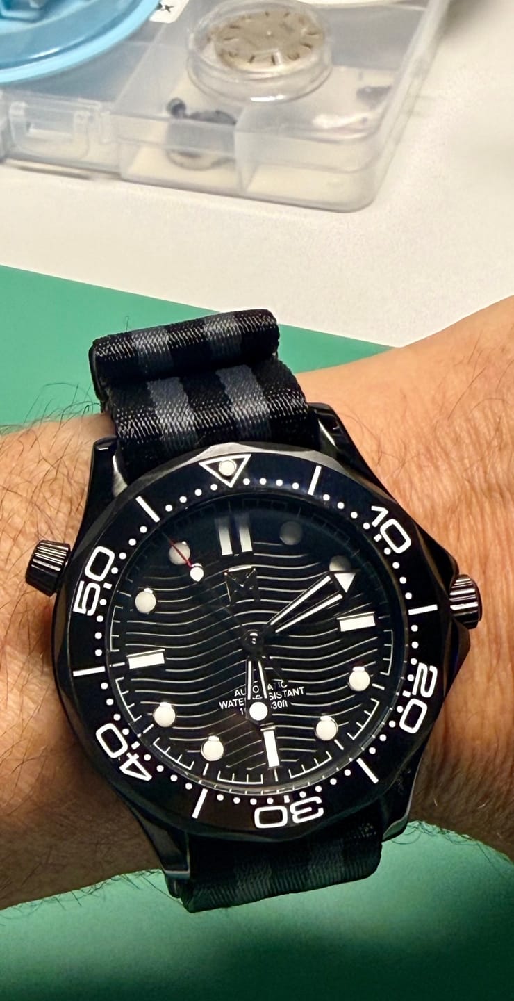 Customer photo review of Bond Premium Nylon Watch Strap