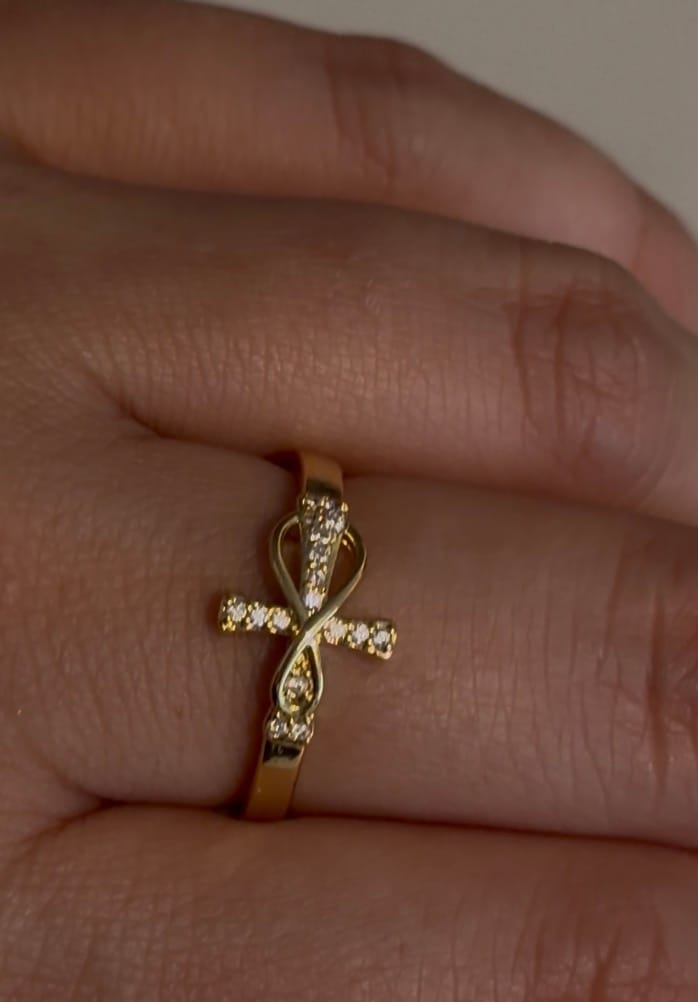 Customer photo review of Bague Croix Amour
