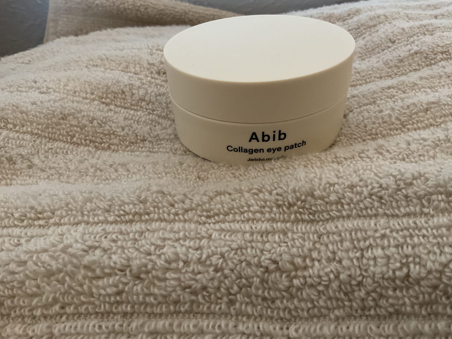Customer photo review of Vegan Collagen eye patch Jericho rose jelly
