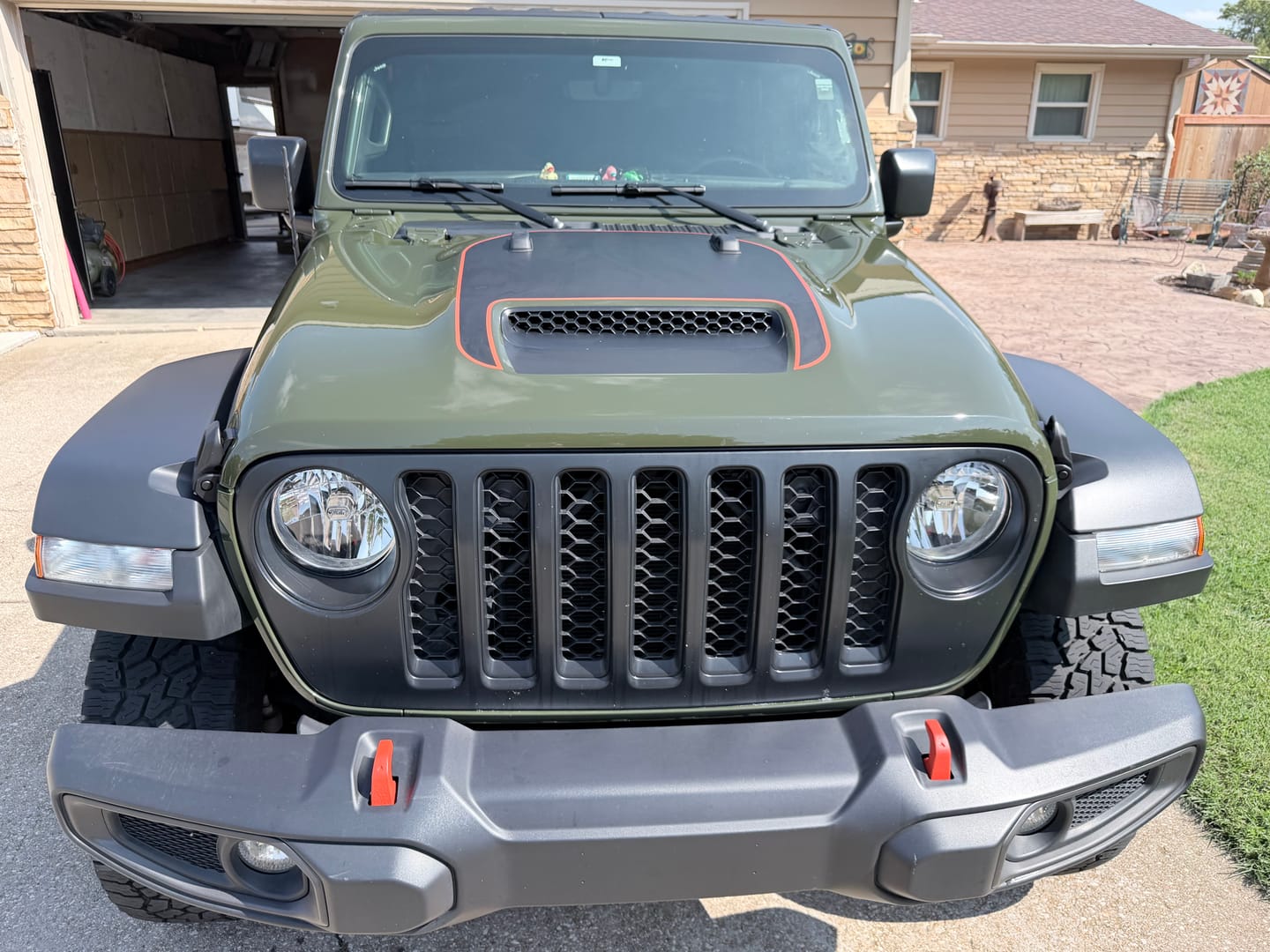 Customer photo review of Hood Graphic for Gladiator MOJAVE
