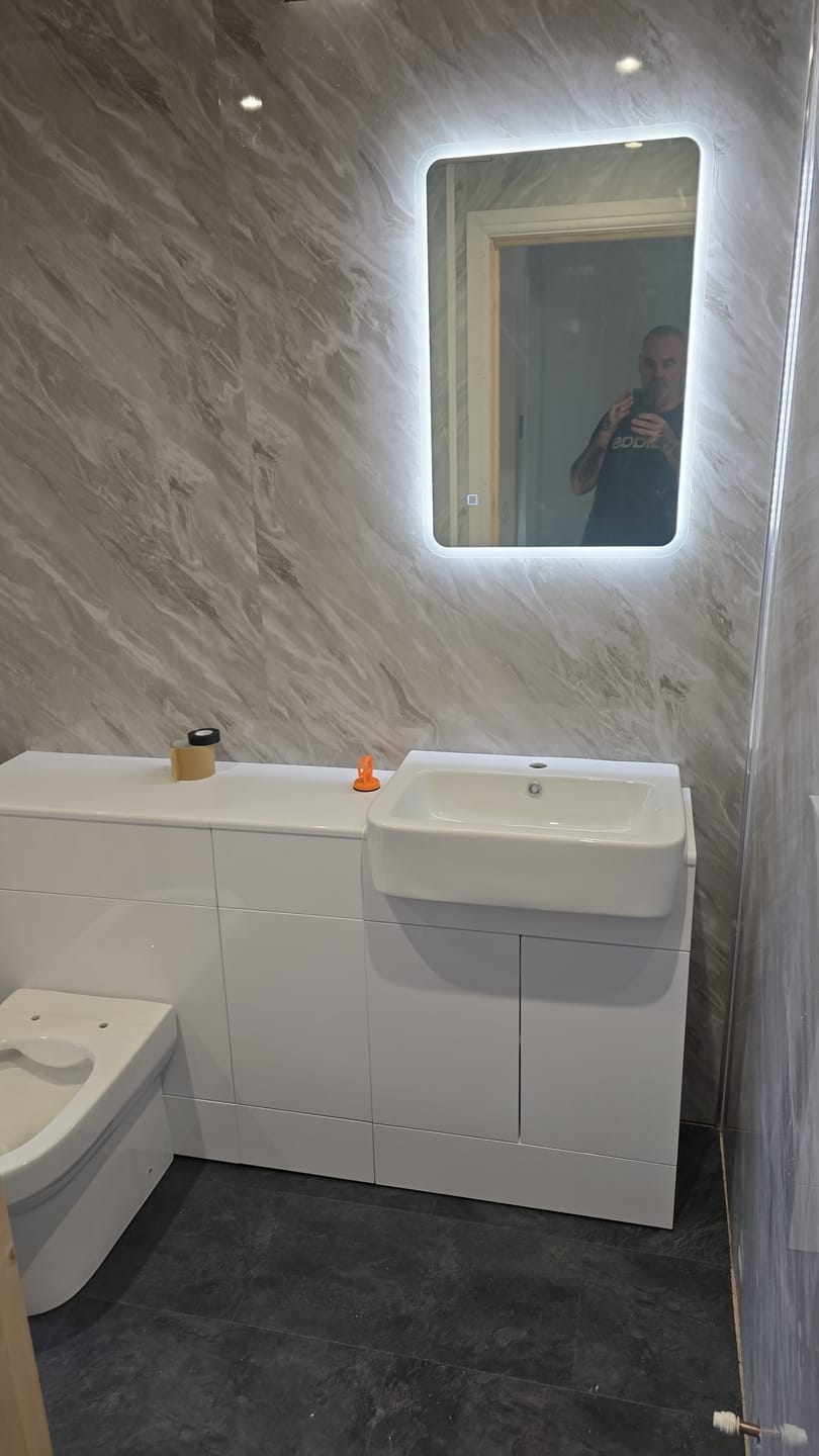 Customer photo review of (Box Of 12) Gripbond Pro White - All-in-One Universal Hybrid Sealant and Adhesive - EU3 310 Millilitre Cartridge