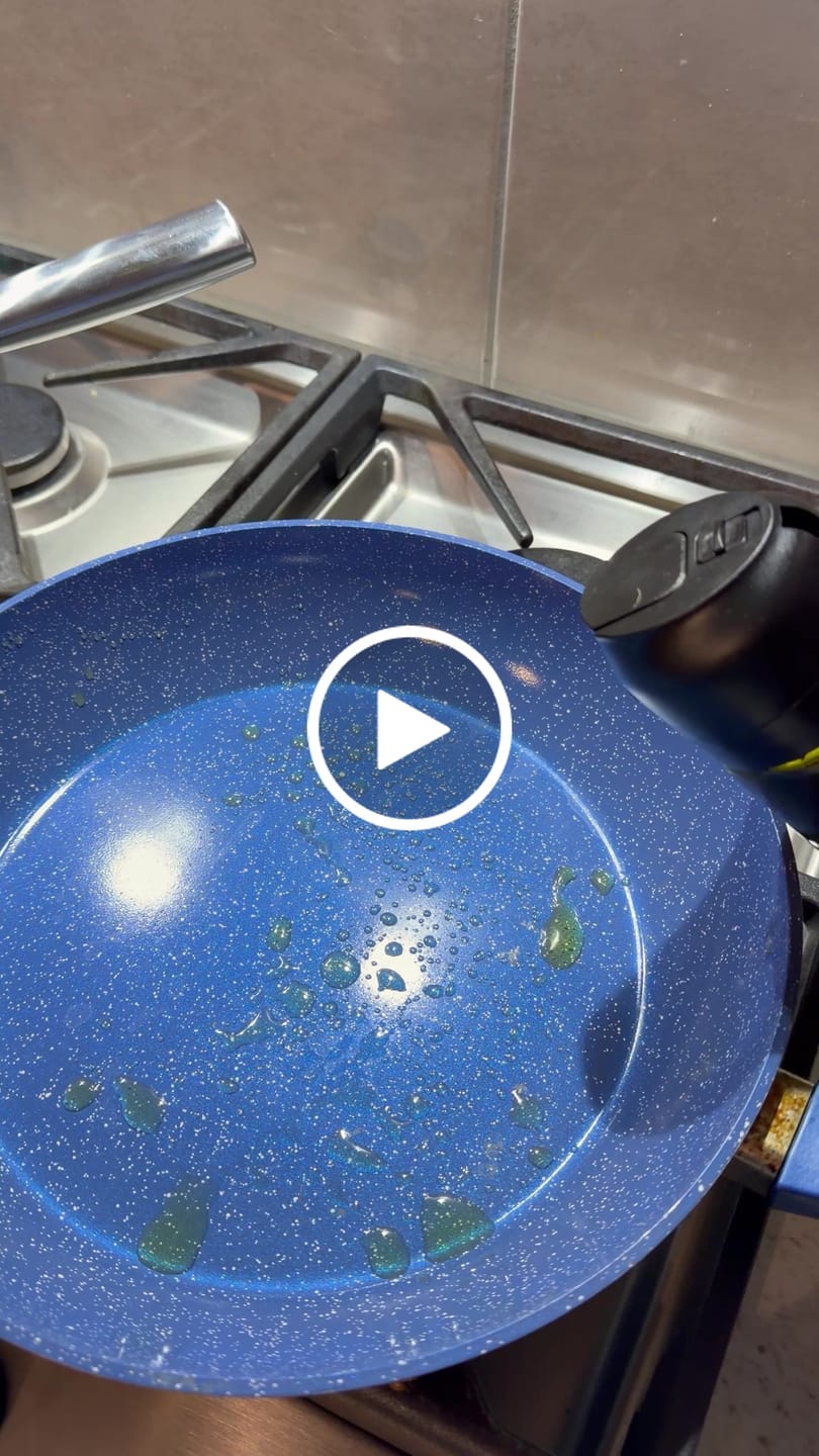 Customer video review of 2 in 1 Oil Dispenser