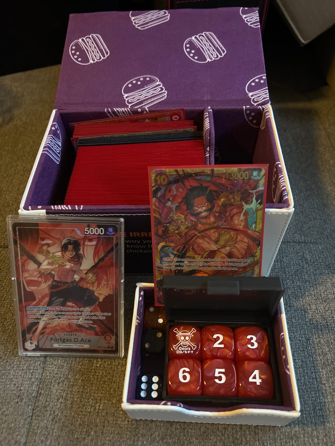Customer photo review of 20 Chicken Nuggets Deckbox
