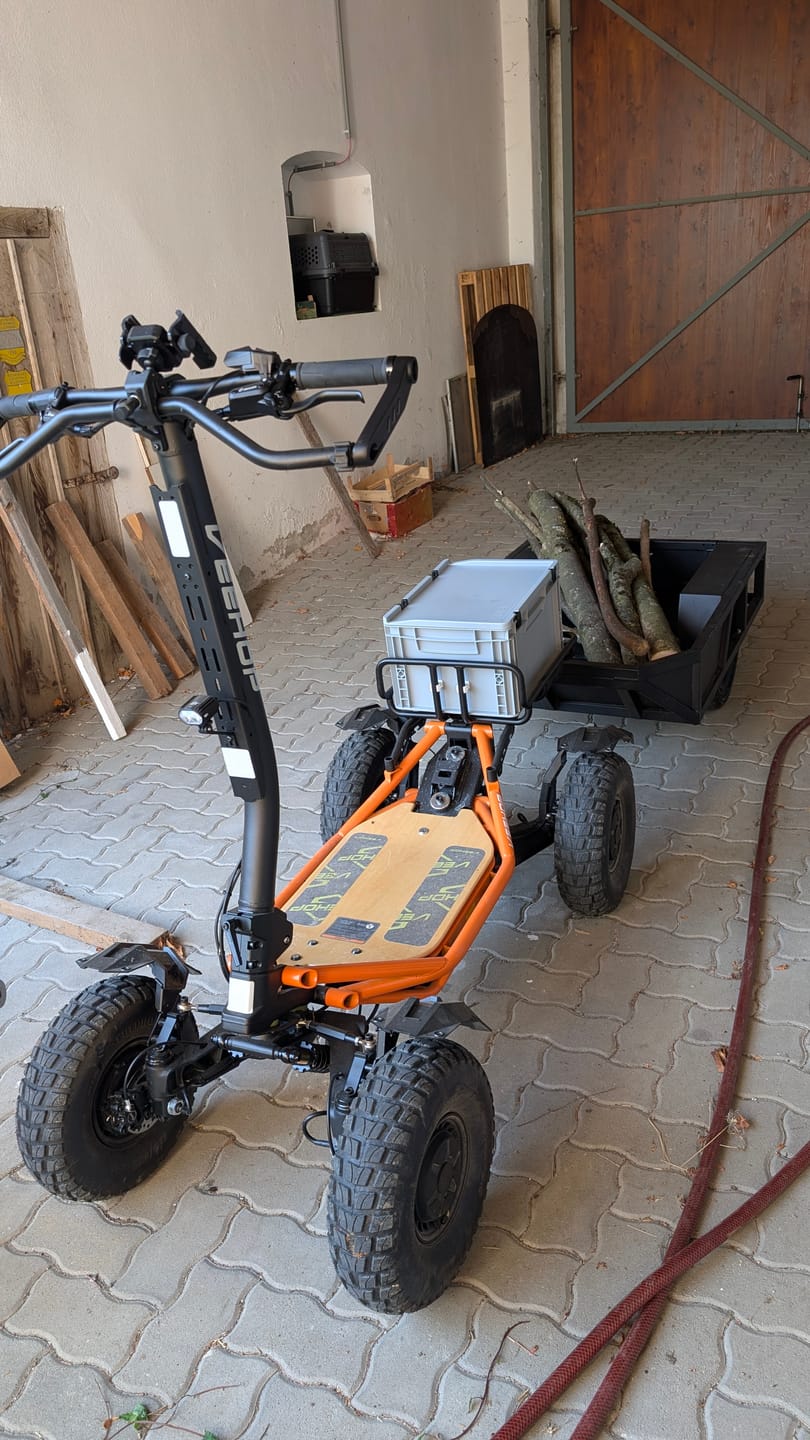 Customer photo review of Remorque utilitaire pour trottinette 4WD Veehop