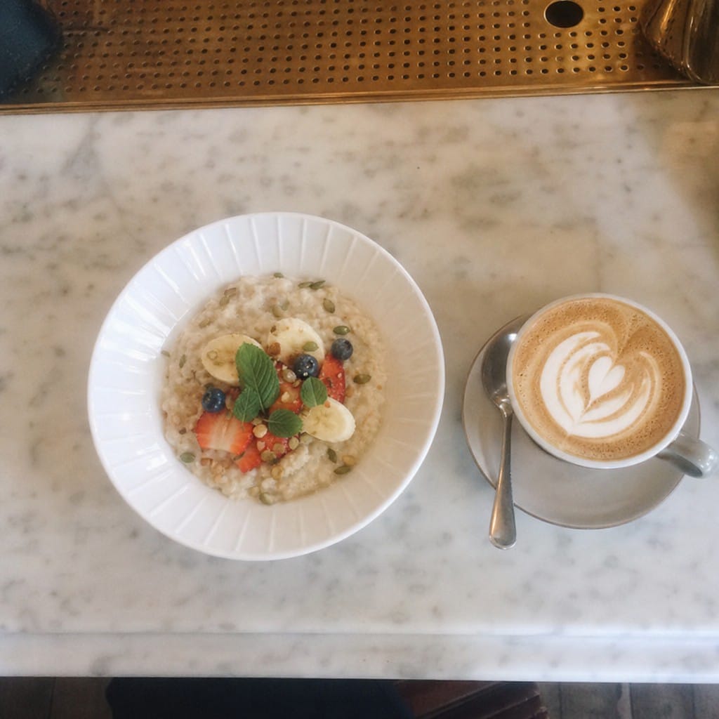 Customer photo review of Oatmeal Bowls 165mm Ceramic for Upscale Dining (Pack of 36)