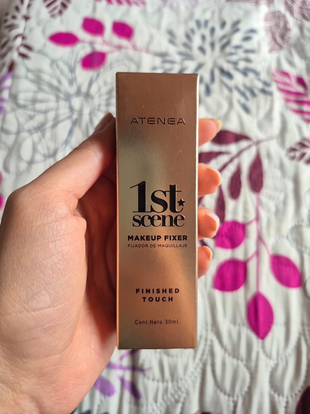 Customer photo review of FIJADOR DE MAQUILLAJE TRAVEL SIZE