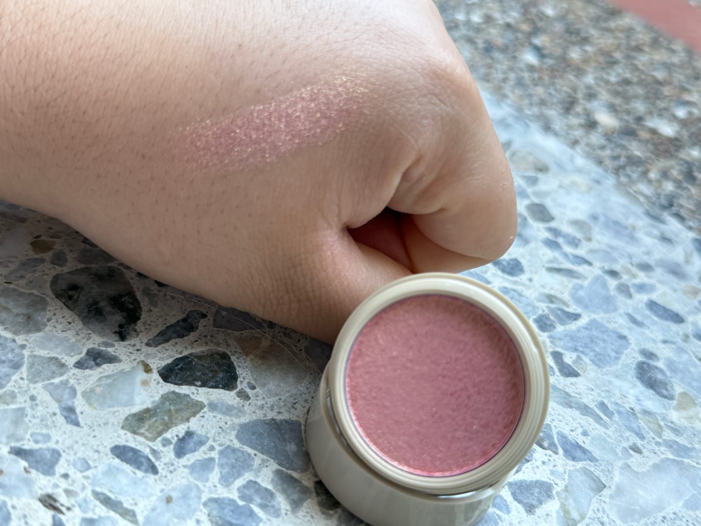Customer photo review of SOMBRA CREMOSA INDIVIDUAL