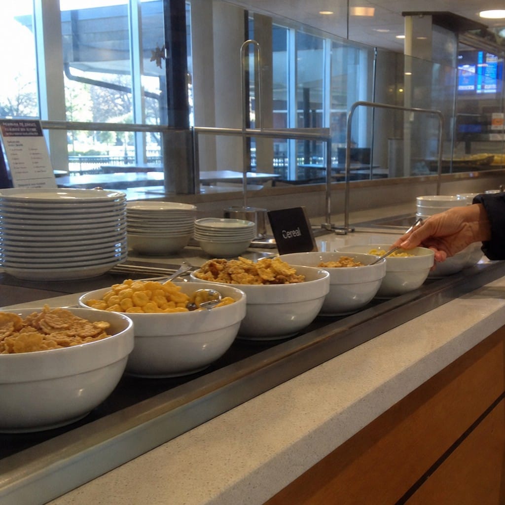 Customer photo review of Cereal Bowls 540ml Porcelain for Busy Catering Environments (Pack of 12)