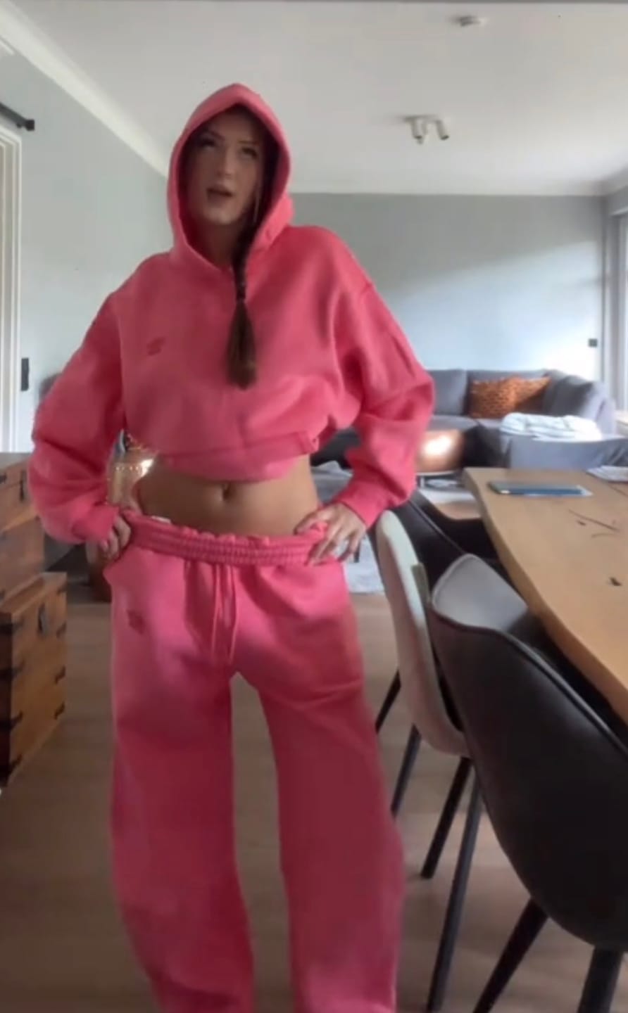 Customer photo review of Soufflé Baggy Hoodie Sets
