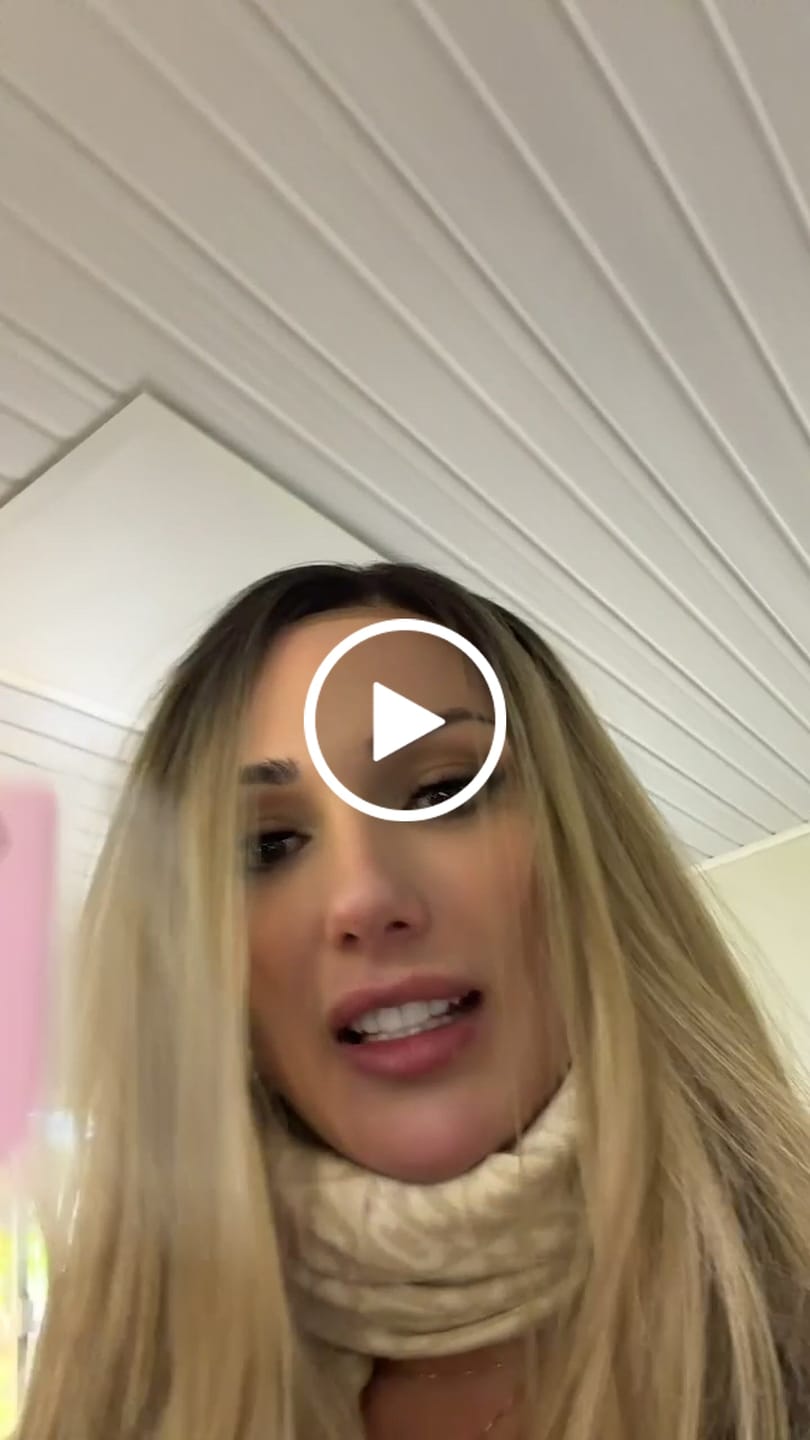 Customer video review of Lace Front Tela HD Diamante Loira Luzes Ondulada - Repartição Livre 13x2