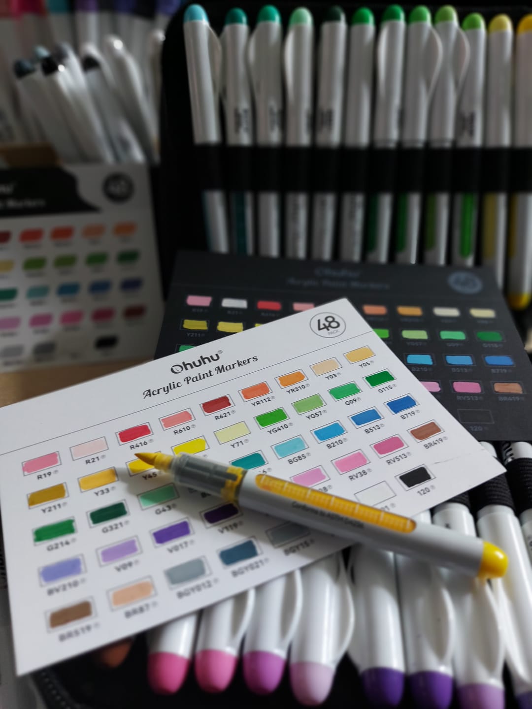 Customer photo review of Ohuhu Nahuku Direct-ink Acrylic Markers