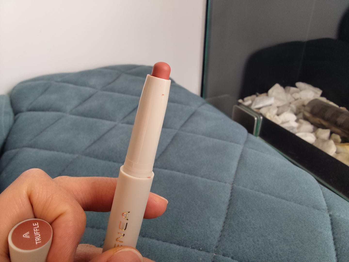 Customer photo review of SOMBRAS CREMOSAS MATE EN BARRA