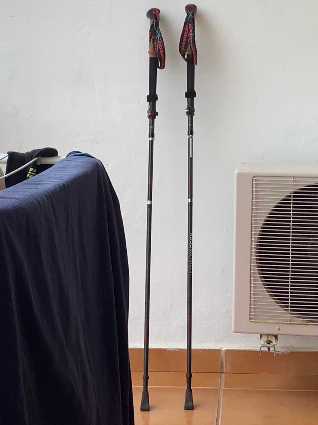 Customer photo review of Wanderstöcke Rugova Pro 3 faltbar & höhenverstellbar – Leicht & stabil
