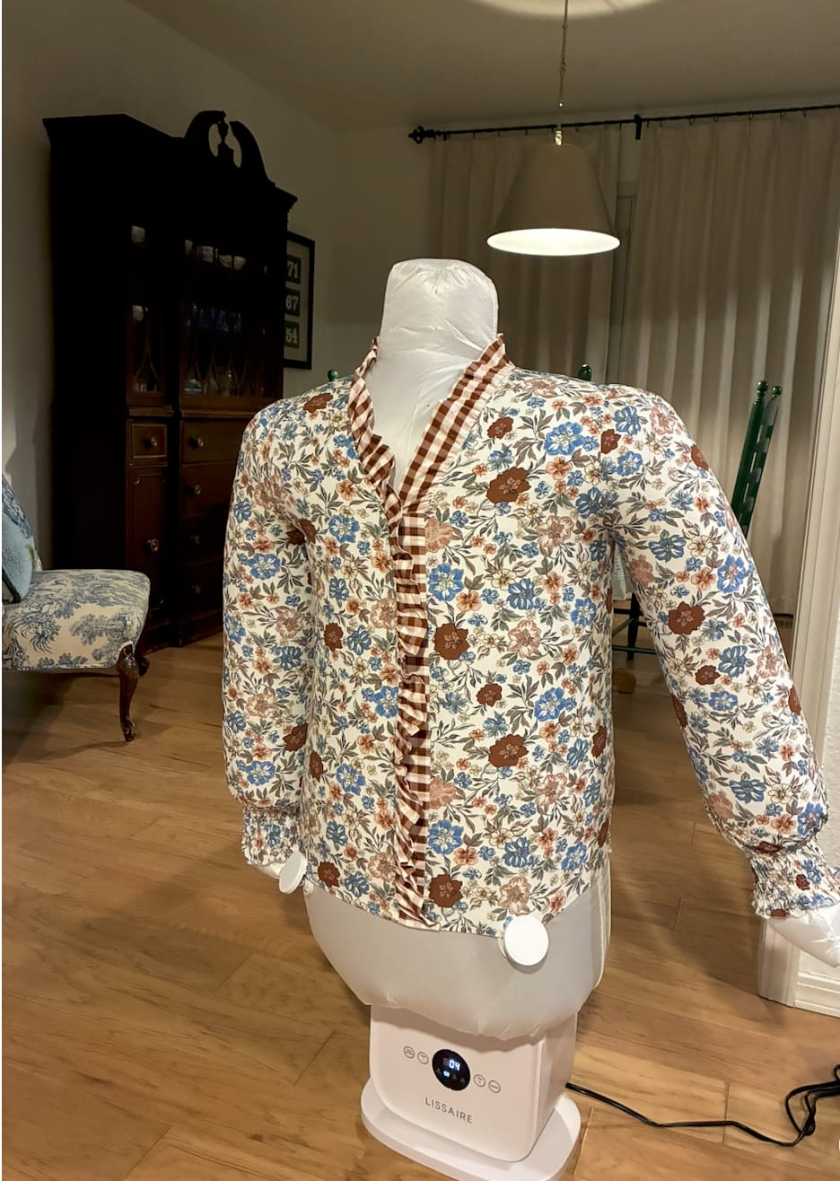 Customer photo review of Lissaire Automatic Ironing Machine