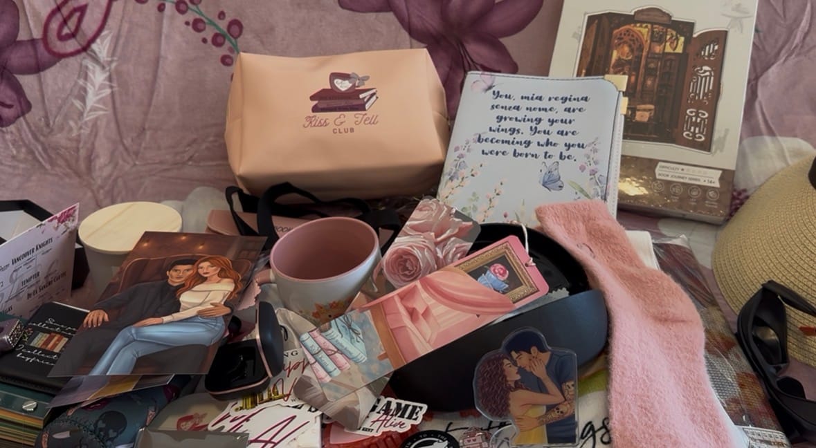Customer photo review of Large Blind Book Box Labour of love sale