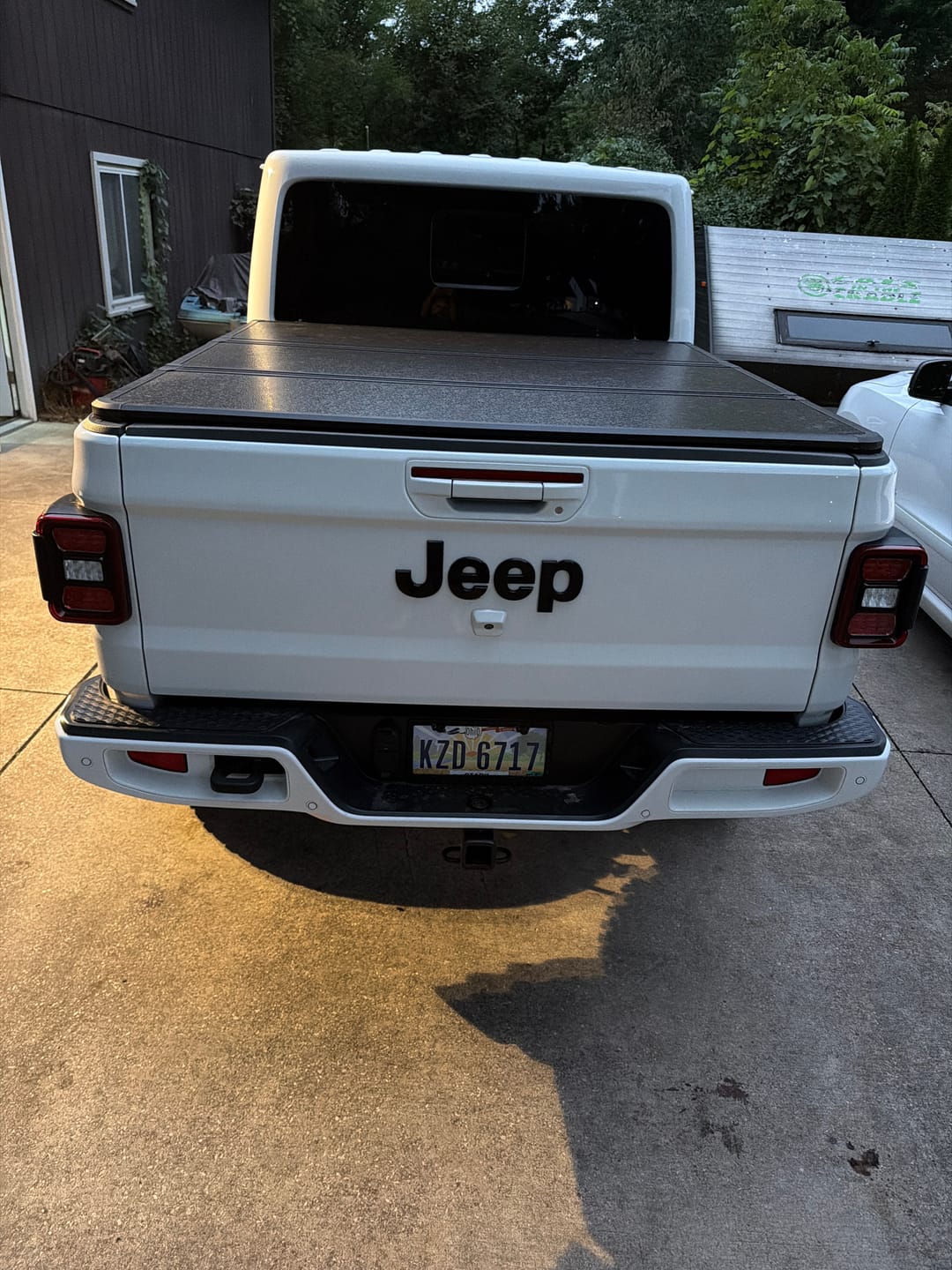 Customer photo review of OPENROAD Aluminum folding Tonneau Cover