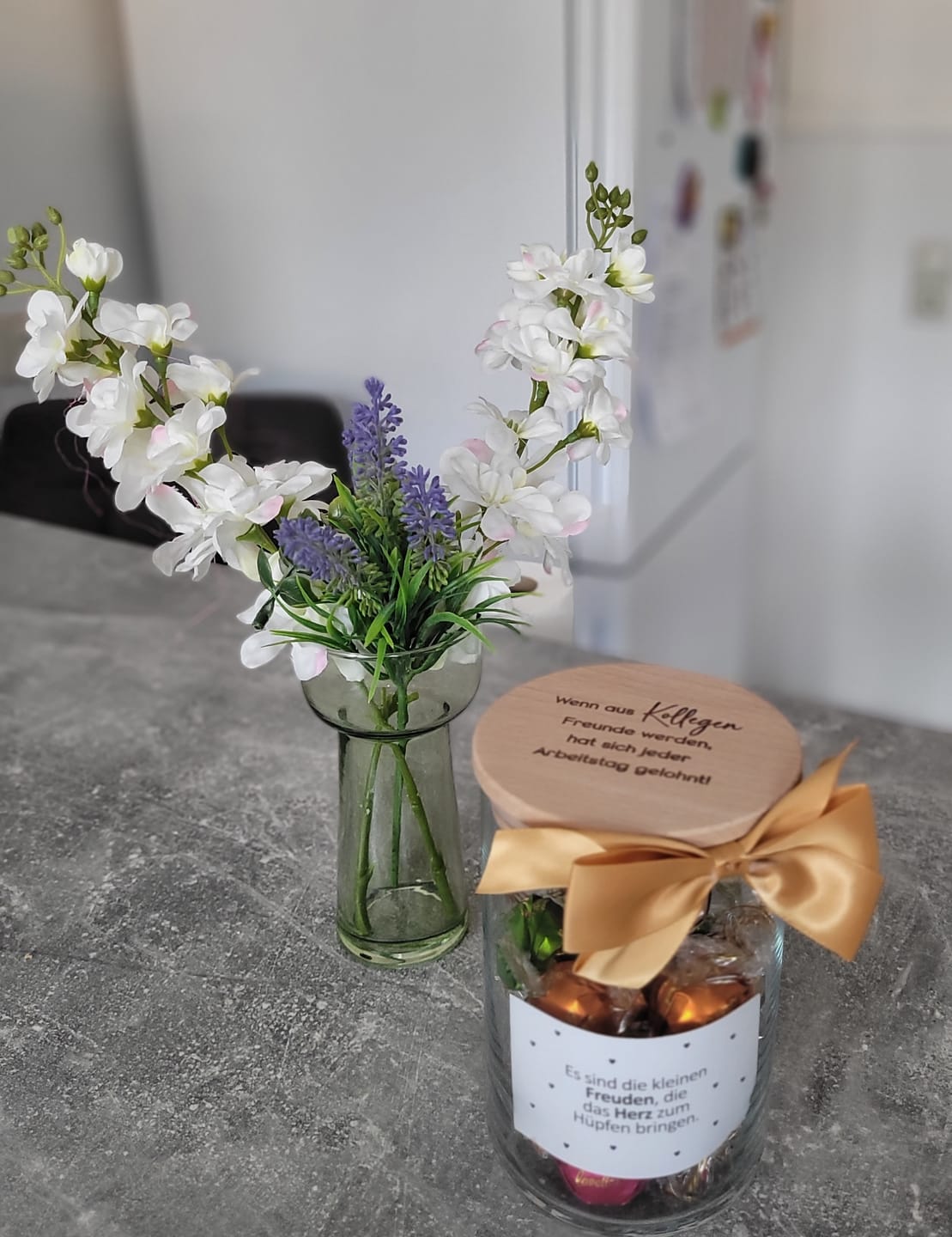 Customer photo review of Geschenk-Glas "Wenn aus Kollegen Freunde werden"