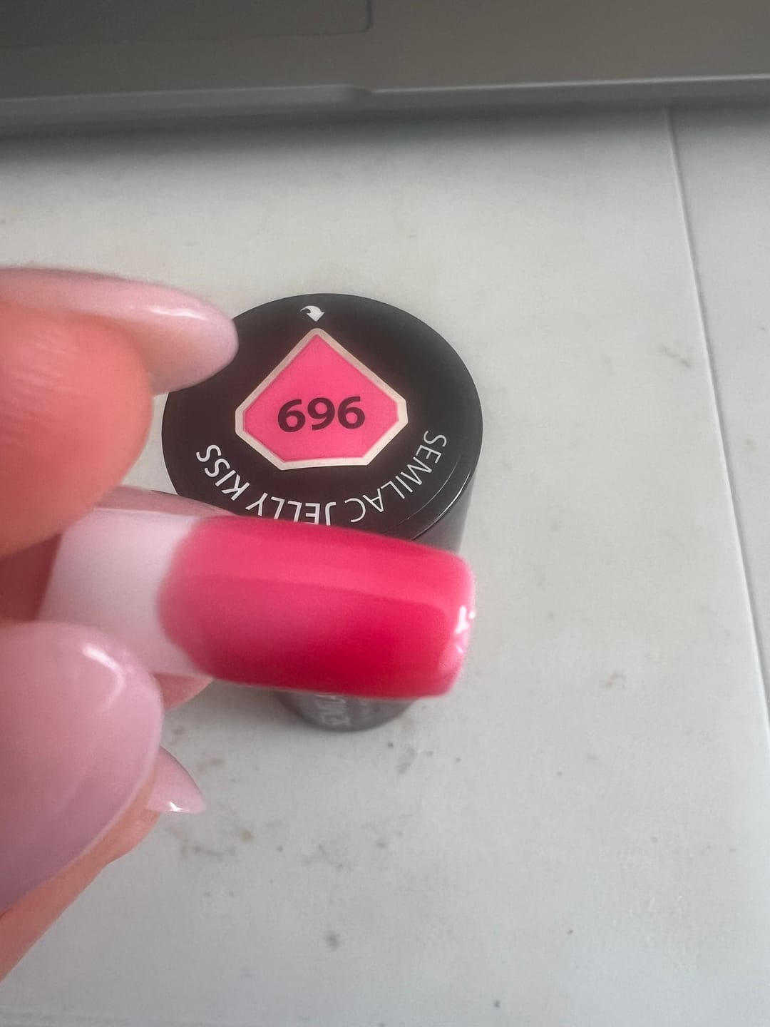 Customer photo review of Semilac 969 Jelly Kiss UV Gel Polish