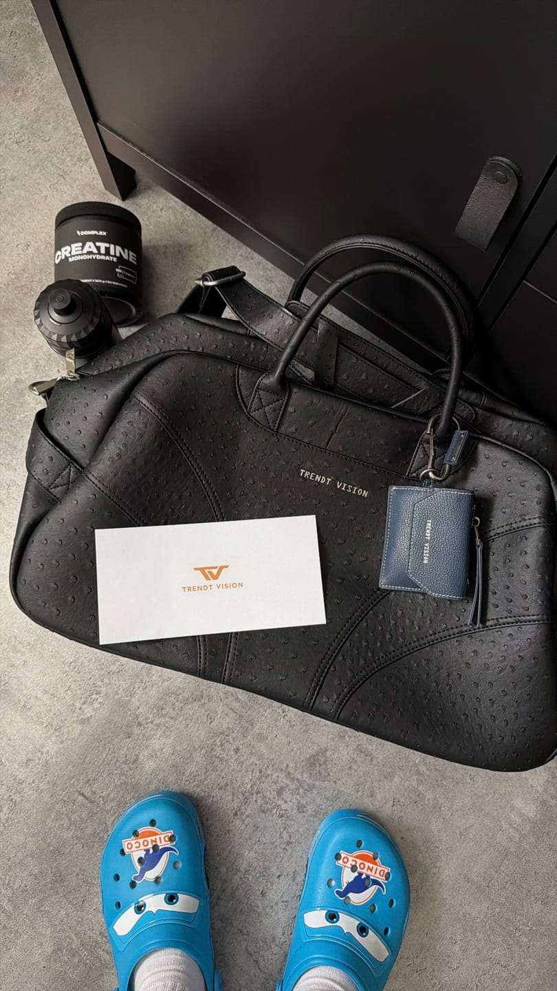 Customer photo review of "Ostrich" Duffle Bag Black