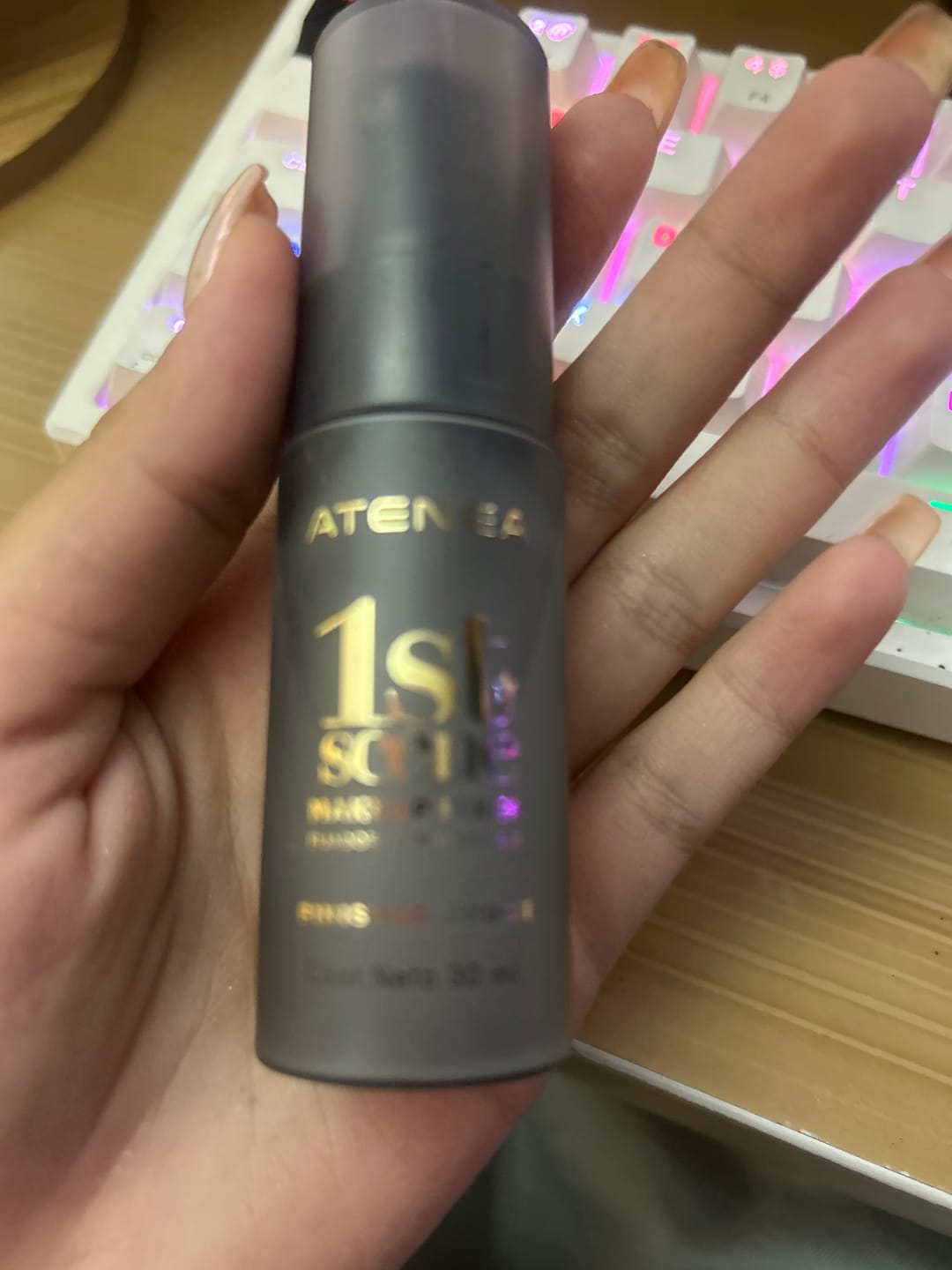 Customer photo review of FIJADOR DE MAQUILLAJE TRAVEL SIZE