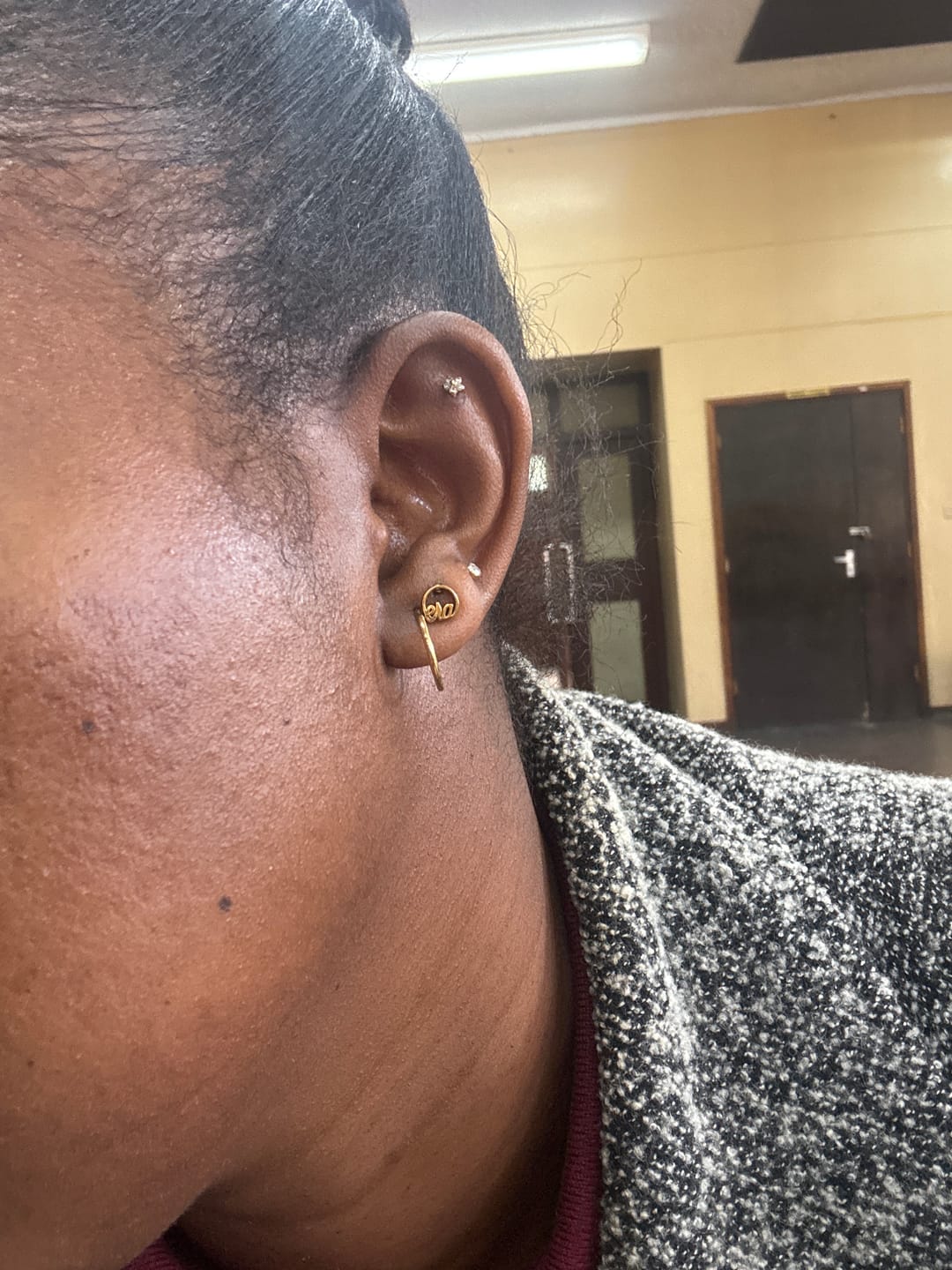 Customer photo review of Mini Era Logo Studs
