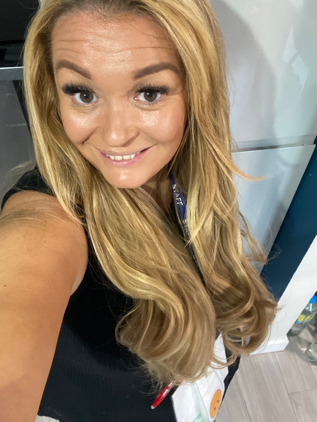 Customer photo review of Stranded Instant Bouncy Blow Dry Extensions - Colour #10/16 Vanilla Bomb