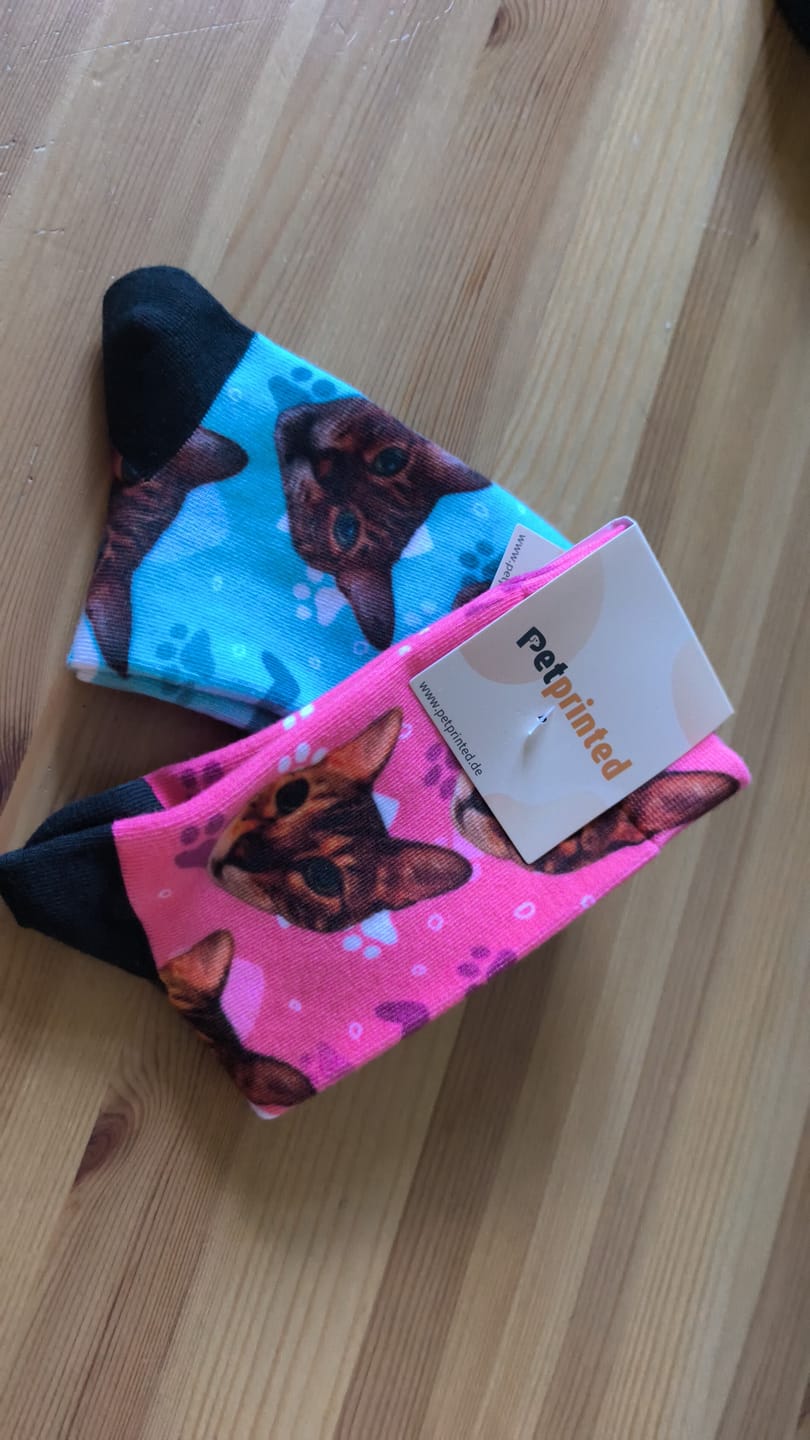 Customer photo review of Personalisierte Socken - Dein Foto mit Katze