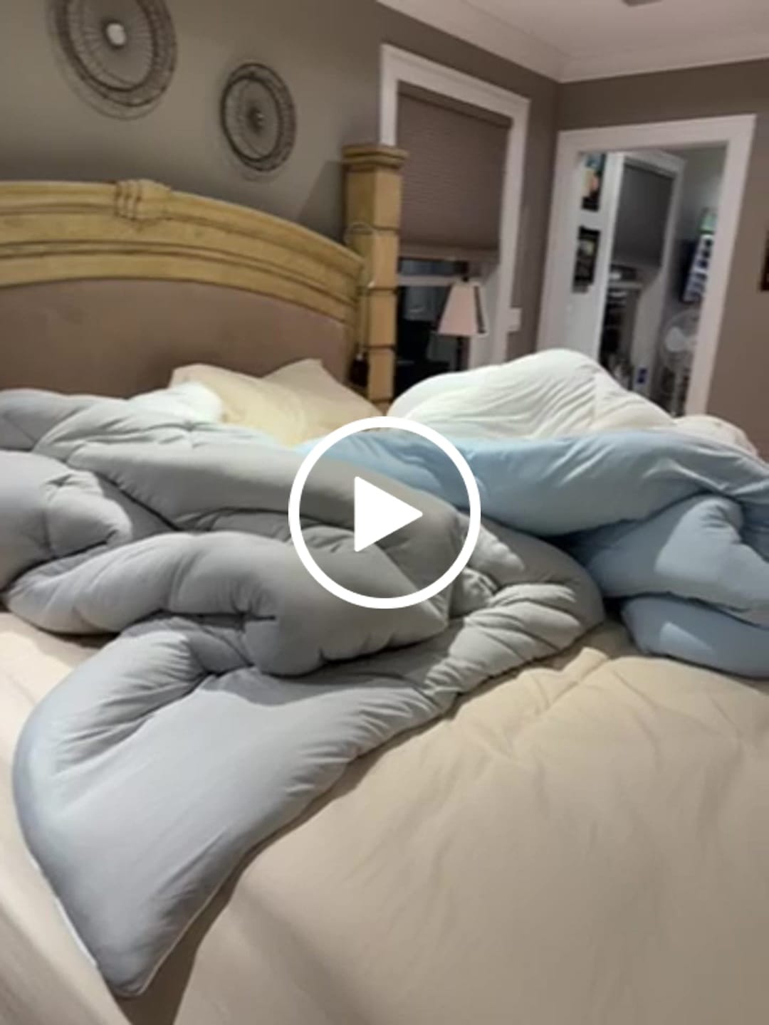 Customer video review of MarshMellow Comforter