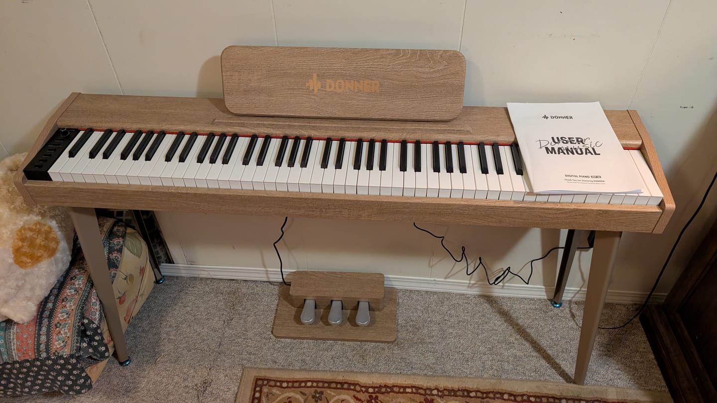 Customer photo review of Donner DDP-60 Semi-Weighted Digital Piano
