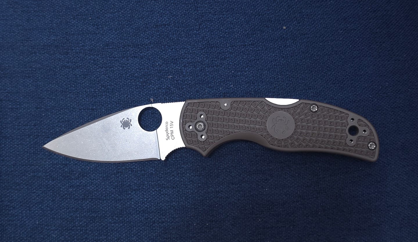 Customer photo review of The Back Door: Spyderco Native 5 Lightweight Sprint Run - Brown FRN, 2.95" CPM-15V Stonewash, Lockback - Made in USA (C41PBN15V5) (Trade In)