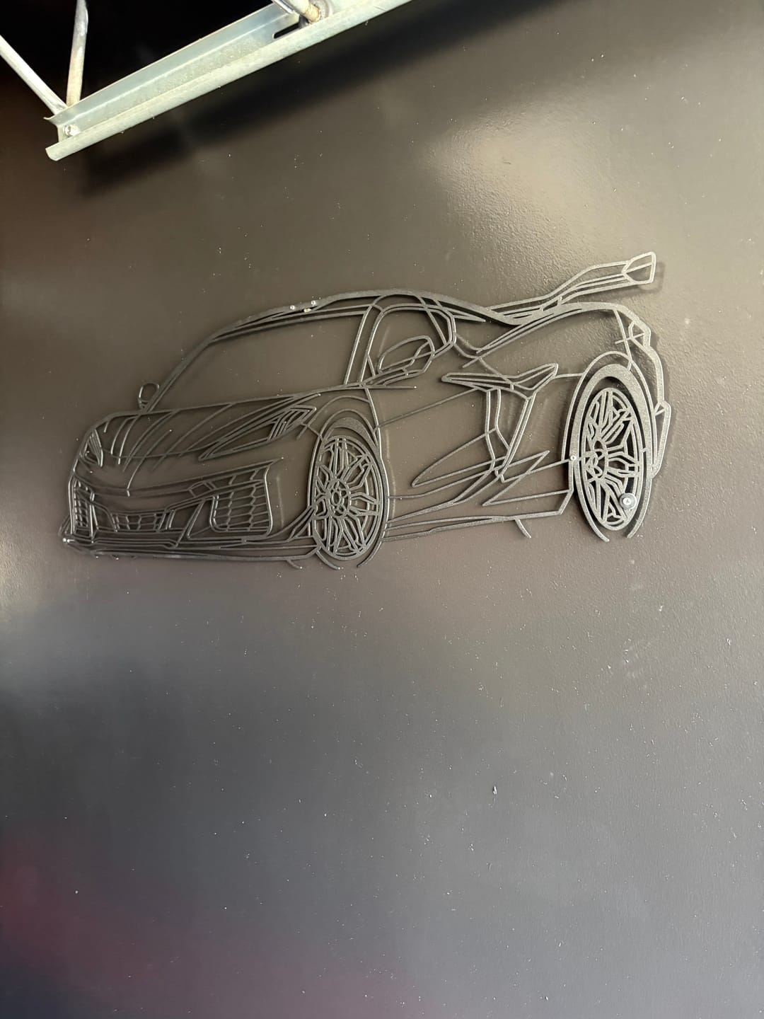 Customer photo review of C8 2024 Angle Silhouette Metal Wall Art